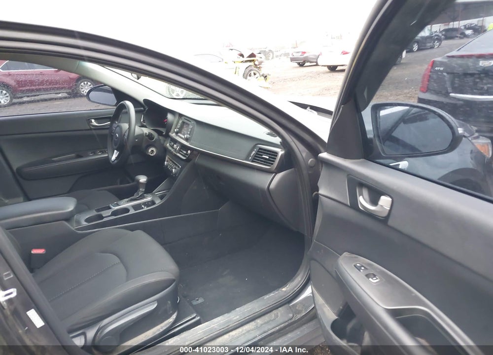 2016 KIA OPTIMA LX VIN: KNAGT4L37G5109231