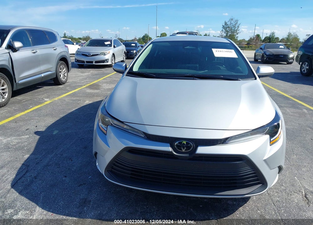 2024 TOYOTA COROLLA LE VIN: 5YFB4MDE9RP147706