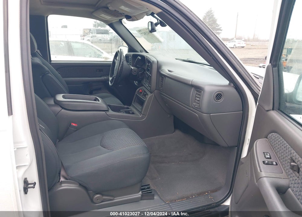 2004 CHEVROLET AVALANCHE 1500 VIN: 3GNEK12T64G111979