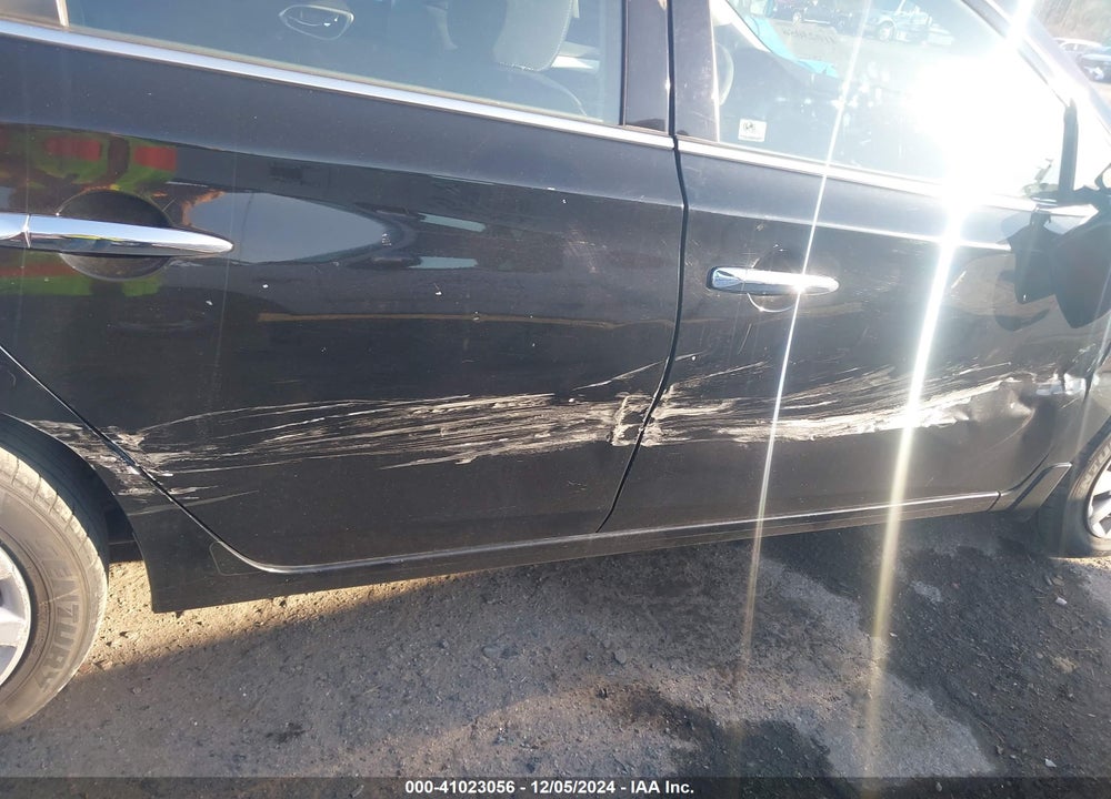 2014 NISSAN SENTRA SV VIN: 3N1AB7AP1EY277145
