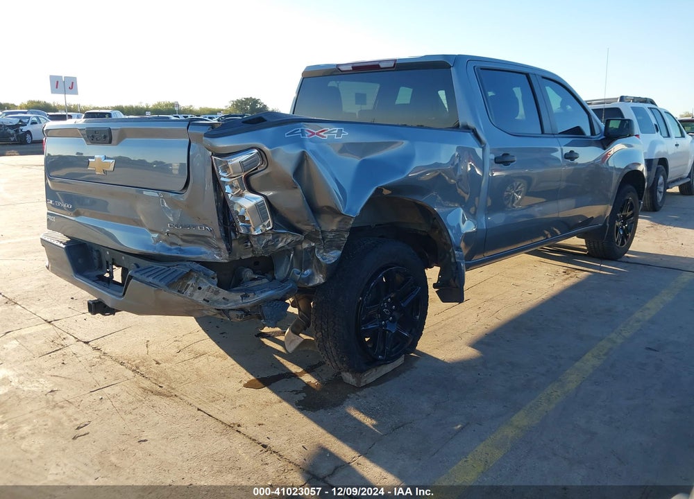 2023 CHEVROLET SILVERADO 1500 4WD SHORT BED CUSTOM VIN: 3GCPDBEK2PG138198