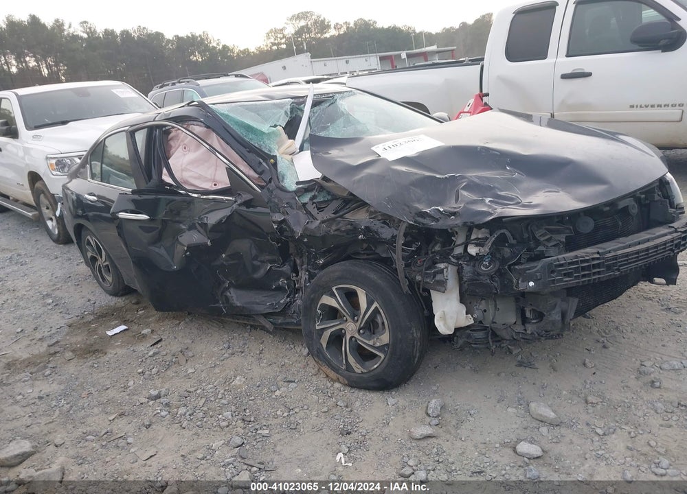 2017 HONDA ACCORD LX VIN: 1HGCR2F38HA001811