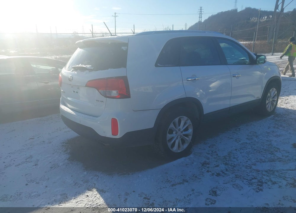2015 KIA SORENTO EX V6 VIN: 5XYKUDA77FG640063