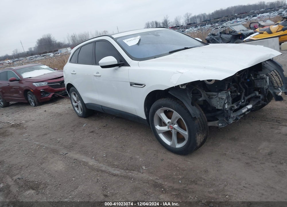 2017 JAGUAR F-PACE 35T PREMIUM VIN: SADCJ2BV4HA062767
