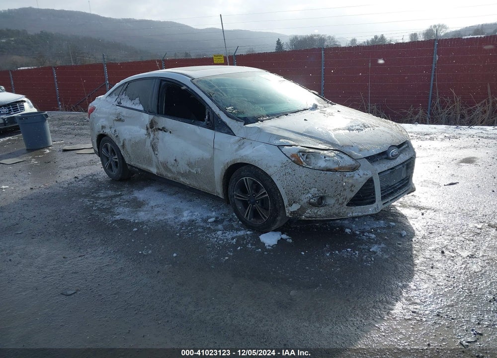 2012 FORD FOCUS SE VIN: 1FAHP3F25CL392538