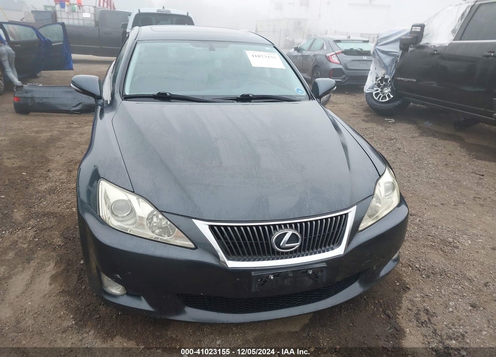 2009 LEXUS IS 250 VIN: JTHBK262392091093