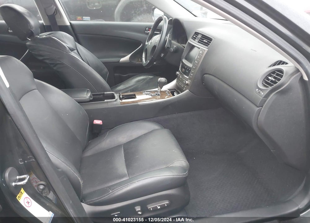 2009 LEXUS IS 250 VIN: JTHBK262392091093