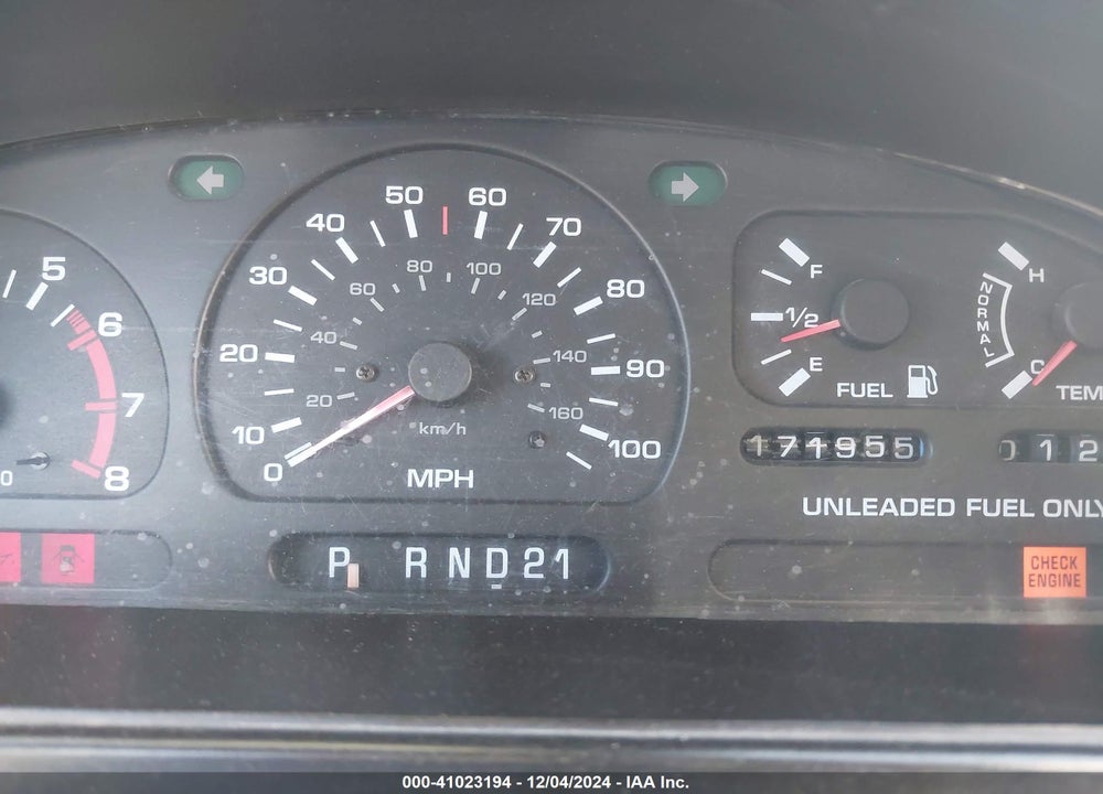 1995 MERCURY VILLAGER VIN: 4M2DV11W2SDJ79692
