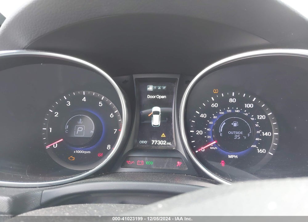 2014 HYUNDAI SANTA FE SPORT 2.0L TURBO VIN: 5XYZUDLA5EG182352