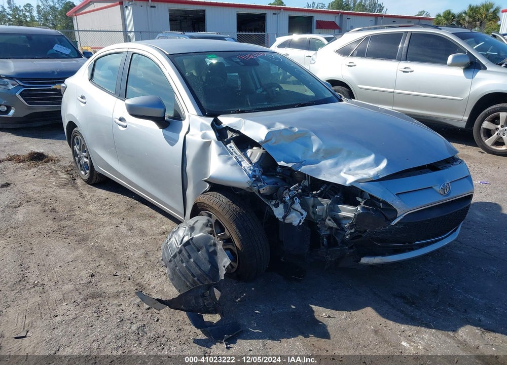 2019 TOYOTA YARIS LE VIN: 3MYDLBYV8KY519828