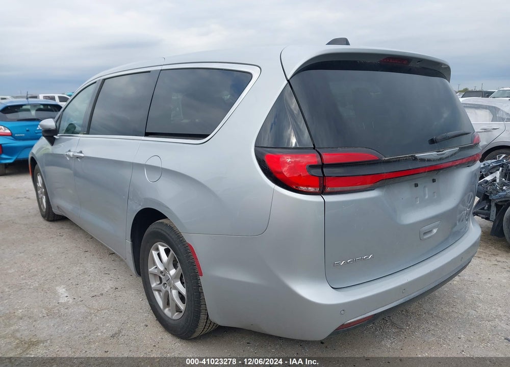 2023 CHRYSLER PACIFICA TOURING L VIN: 2C4RC1BGXPR613046