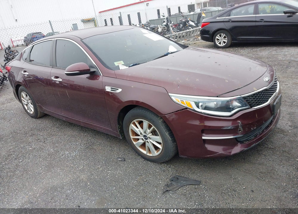 2018 KIA OPTIMA LX VIN: 5XXGT4L35JG229504