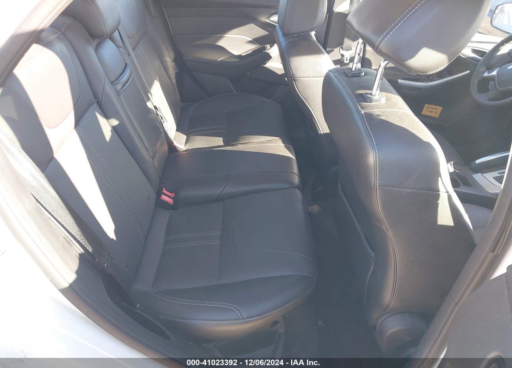 2013 FORD FOCUS SE VIN: 1FADP3F28DL278839