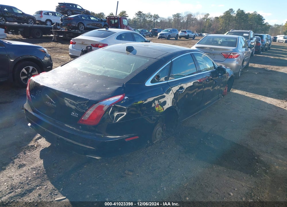 2016 JAGUAR XJ XJL PORTFOLIO VIN: SAJWJ2GDXG8V94766