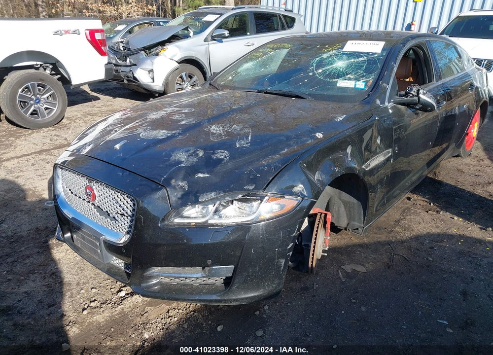 2016 JAGUAR XJ XJL PORTFOLIO VIN: SAJWJ2GDXG8V94766