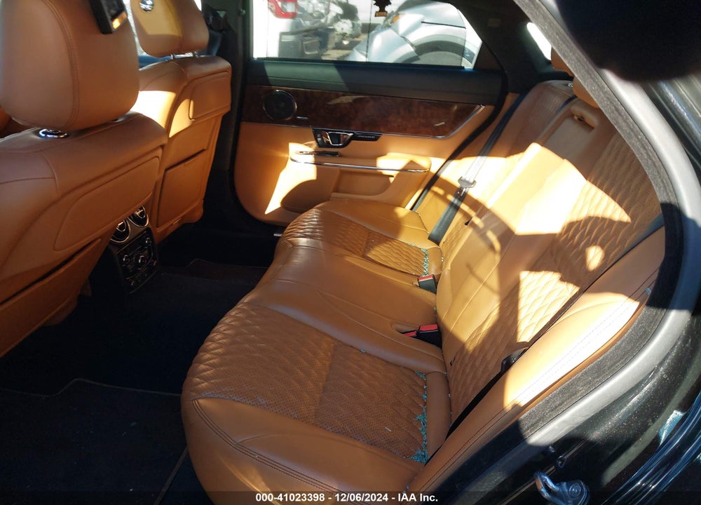 2016 JAGUAR XJ XJL PORTFOLIO VIN: SAJWJ2GDXG8V94766