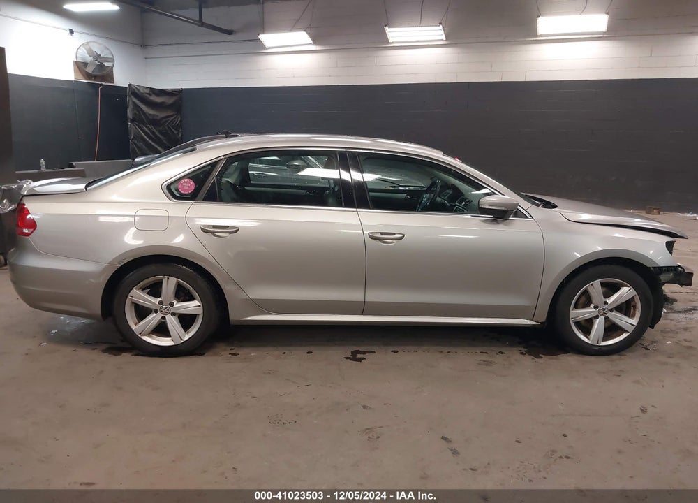 2013 VOLKSWAGEN PASSAT 2.5L SE VIN: 1VWBP7A31DC111731