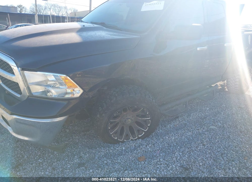 2017 RAM 1500 SLT 4X4 6'4 BOX VIN: 1C6RR7GT9HS578756