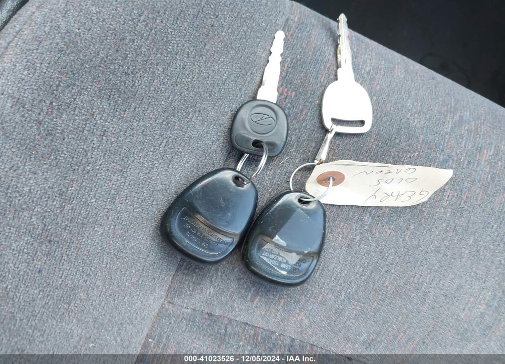 1998 OLDSMOBILE INTRIGUE GL VIN: 1G3WS52KXWF380888