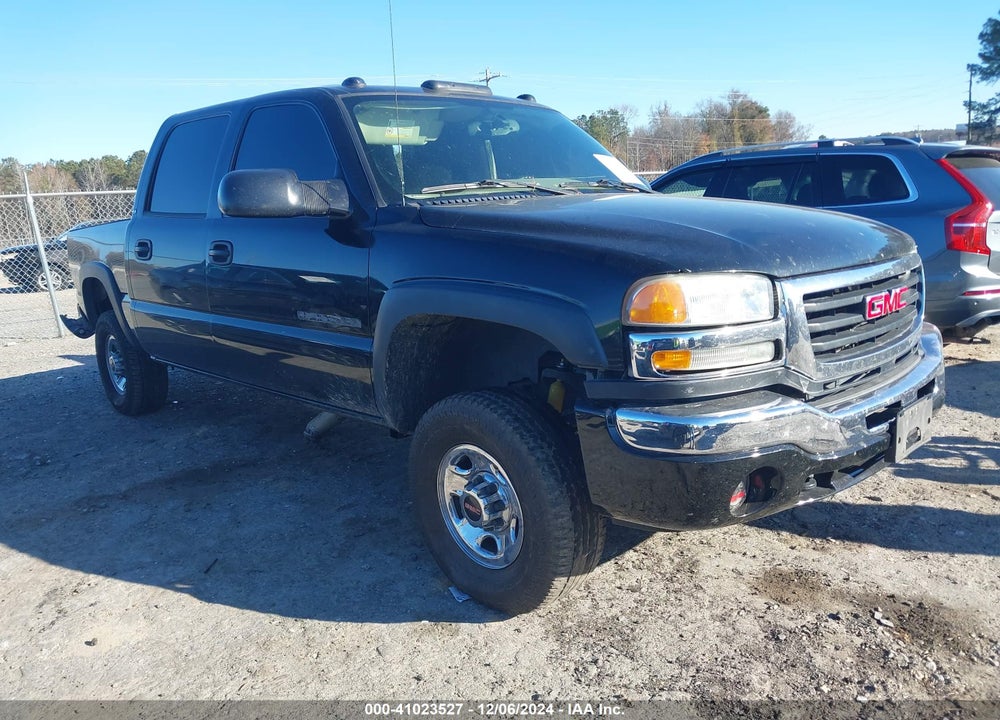 2005 GMC SIERRA 2500HD SLE VIN: 1GTHK23U05F813902