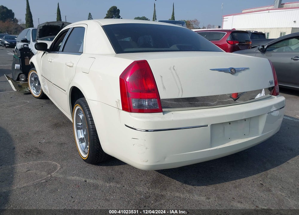 2006 CHRYSLER 300 TOURING VIN: 2C3KA53G16H180433