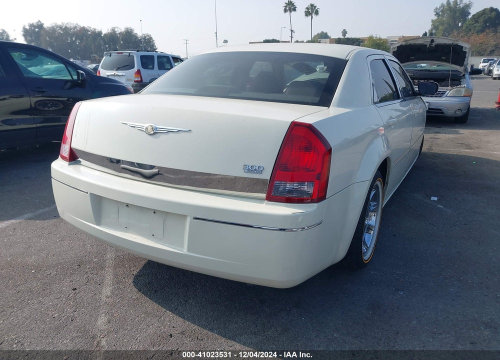 2006 CHRYSLER 300 TOURING VIN: 2C3KA53G16H180433