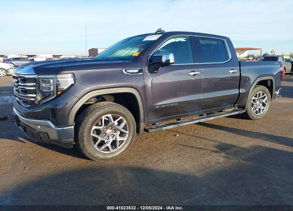 2024 GMC SIERRA 1500 4WD SHORT BOX SLT VIN: 3GTUUDED6RG432156
