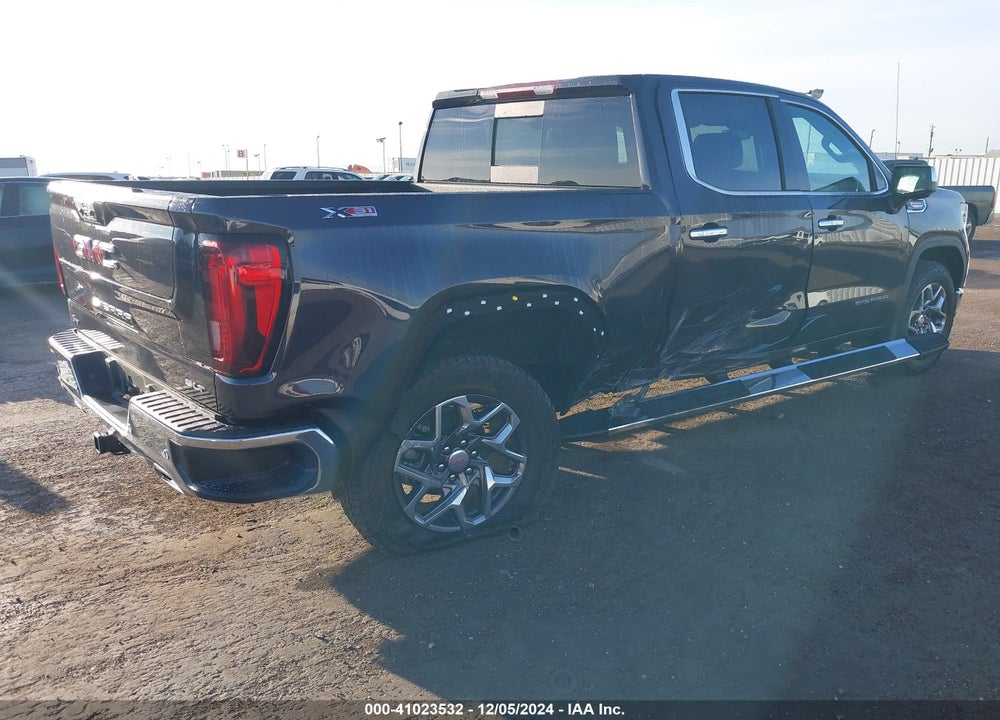 2024 GMC SIERRA 1500 4WD SHORT BOX SLT VIN: 3GTUUDED6RG432156