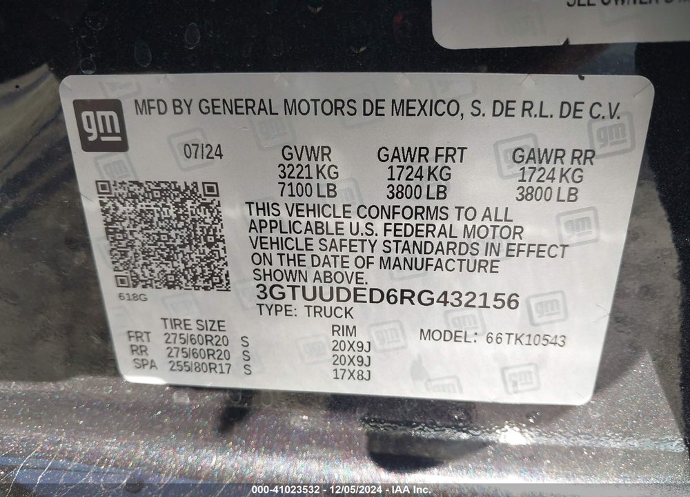 2024 GMC SIERRA 1500 4WD SHORT BOX SLT VIN: 3GTUUDED6RG432156