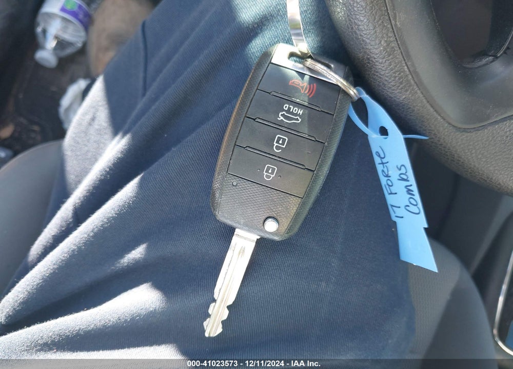2017 KIA FORTE LX VIN: 3KPFK4A75HE062309