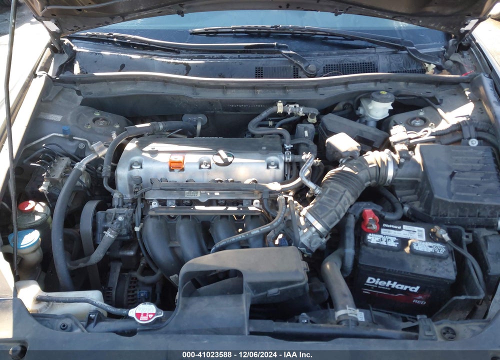 2010 HONDA ACCORD 2.4 LX VIN: 1HGCP2F37AA095501
