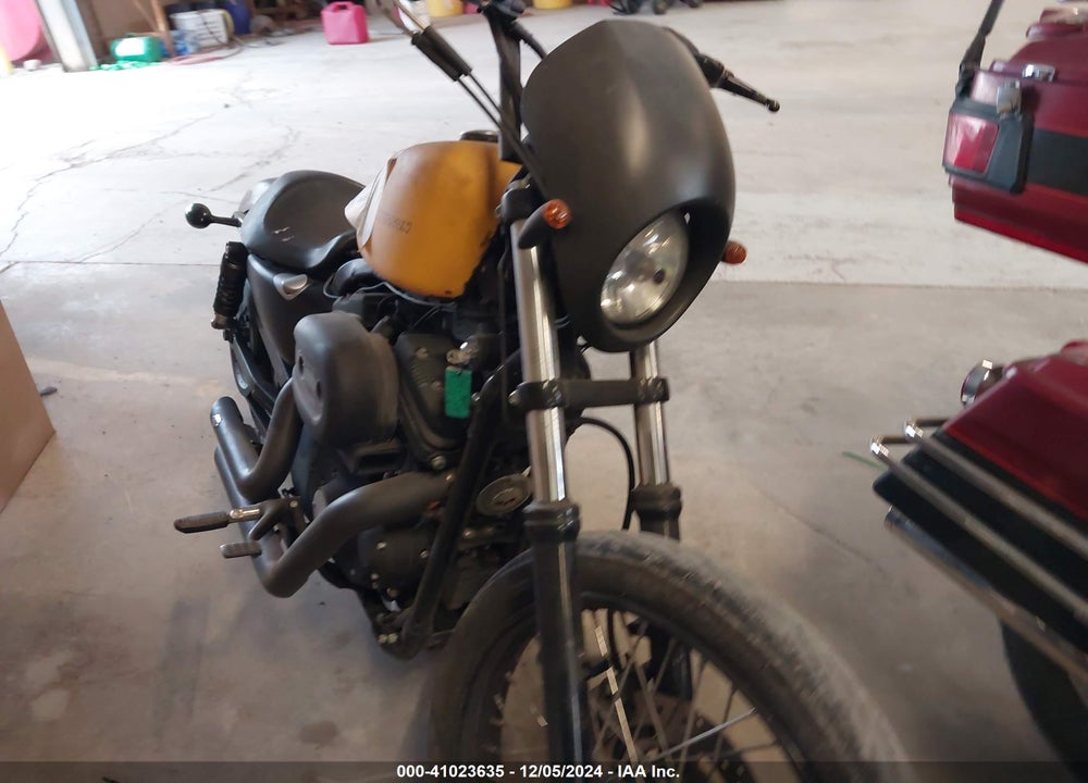 2011 HARLEY-DAVIDSON XL883 N VIN: 1HD4LE217BC411536