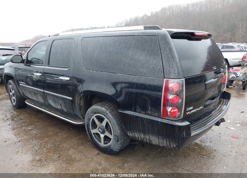 2009 GMC YUKON XL 1500 DENALI VIN: 1GKFK06279R223727