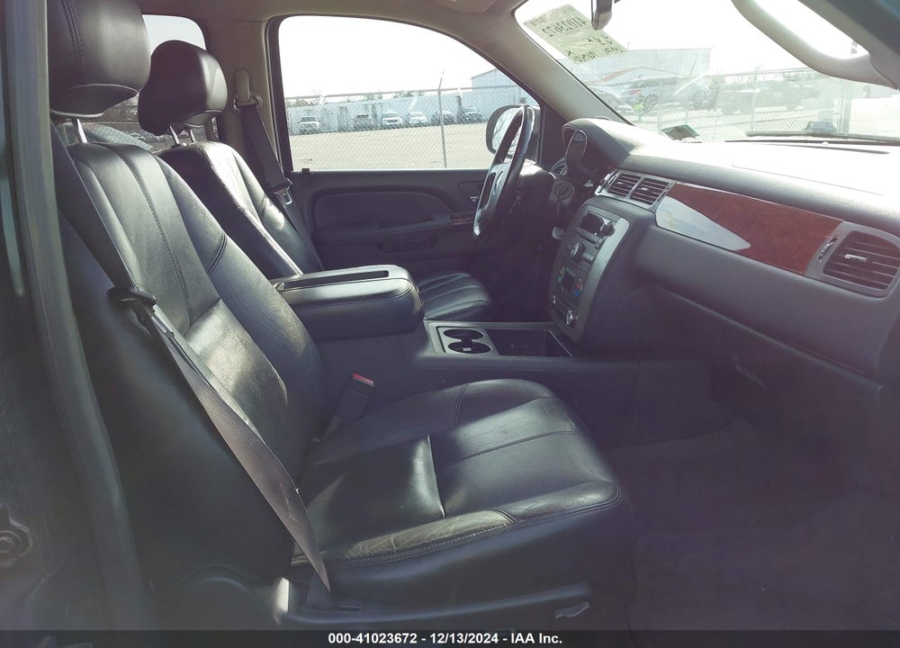 2012 GMC YUKON XL 1500 SLT VIN: 1GKS2KE71CR255779