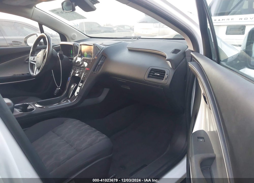 2014 CHEVROLET VOLT VIN: 1G1RE6E47EU166029