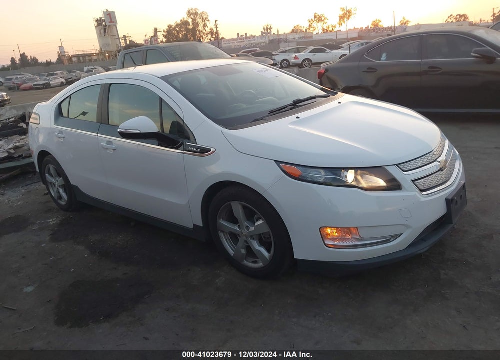2014 CHEVROLET VOLT VIN: 1G1RE6E47EU166029