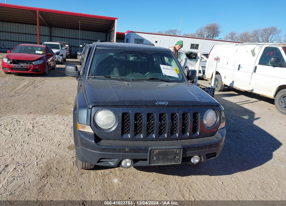 2014 JEEP PATRIOT LATITUDE VIN: 1C4NJRFB5ED817268