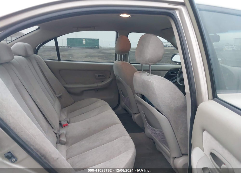 2005 HYUNDAI ELANTRA GLS/GT VIN: KMHDN46D35U108046