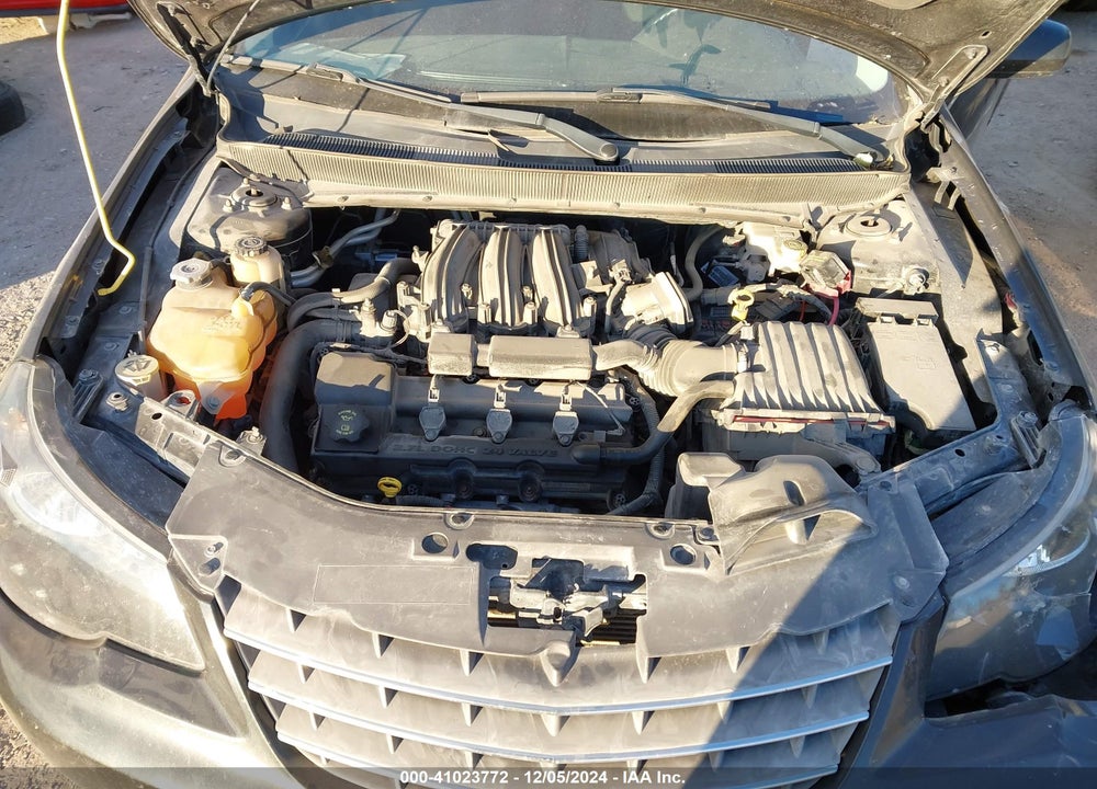2010 CHRYSLER SEBRING VIN: 1C3BC5ED5AN137842