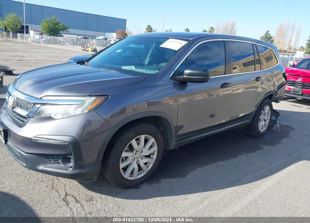 2020 HONDA PILOT AWD LX VIN: 5FNYF6H10LB001561