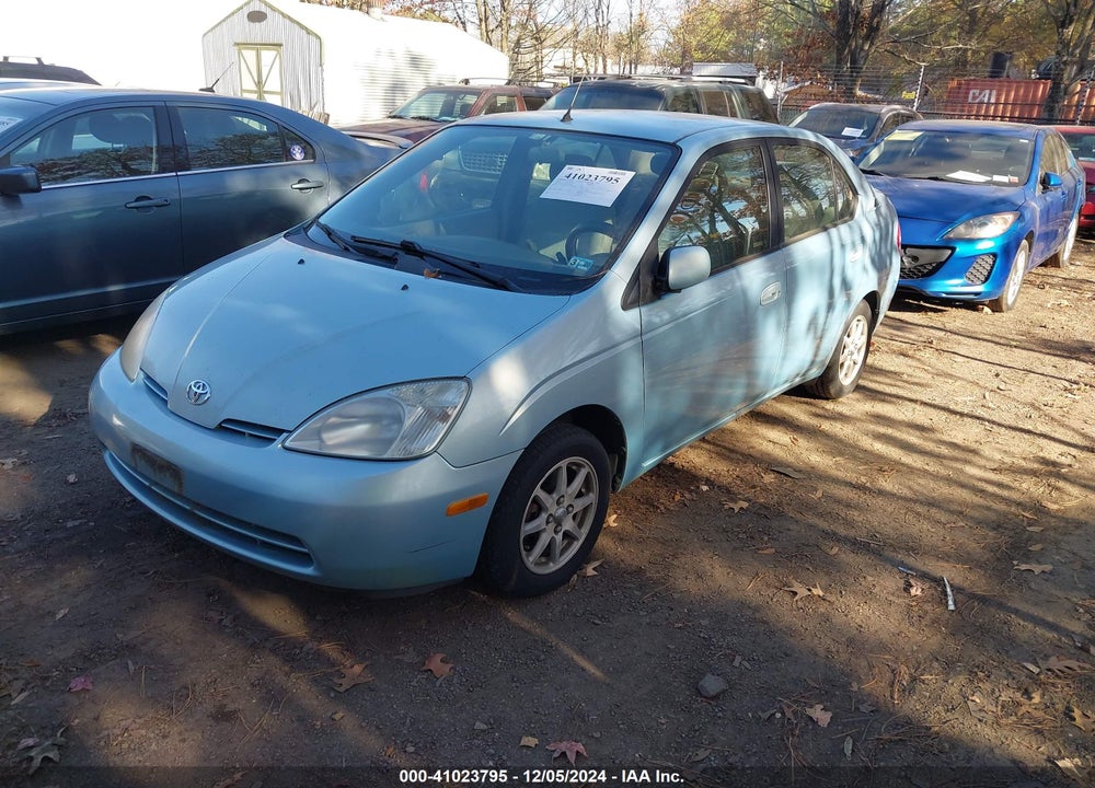2001 TOYOTA PRIUS VIN: JT2BK12U810003084