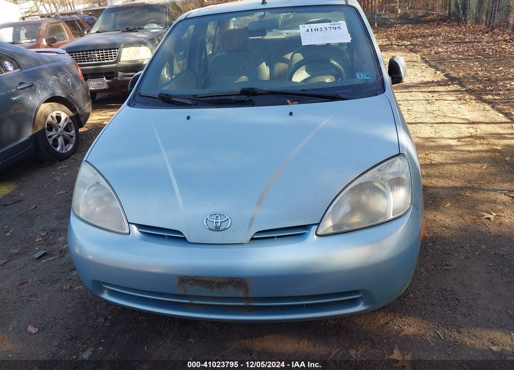 2001 TOYOTA PRIUS VIN: JT2BK12U810003084
