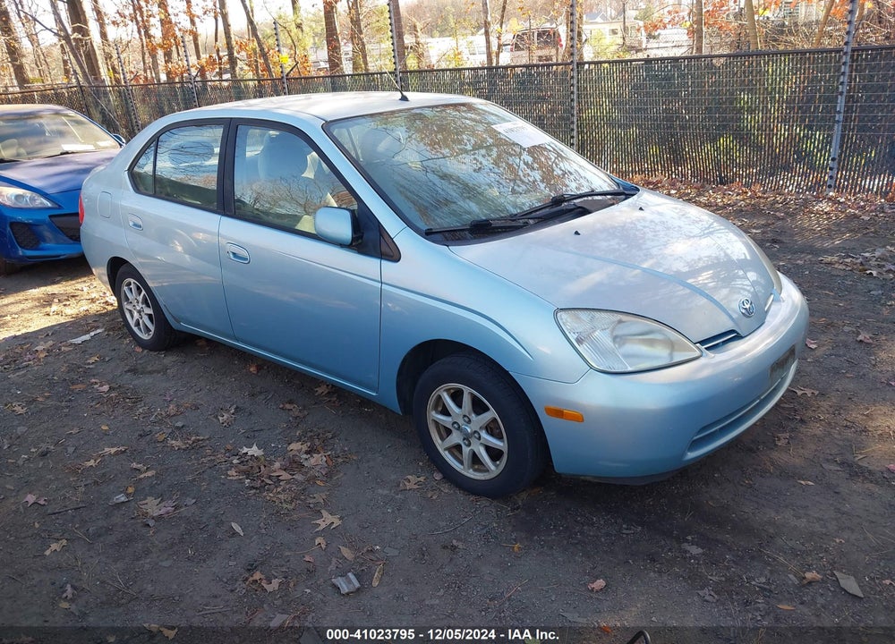 2001 TOYOTA PRIUS VIN: JT2BK12U810003084
