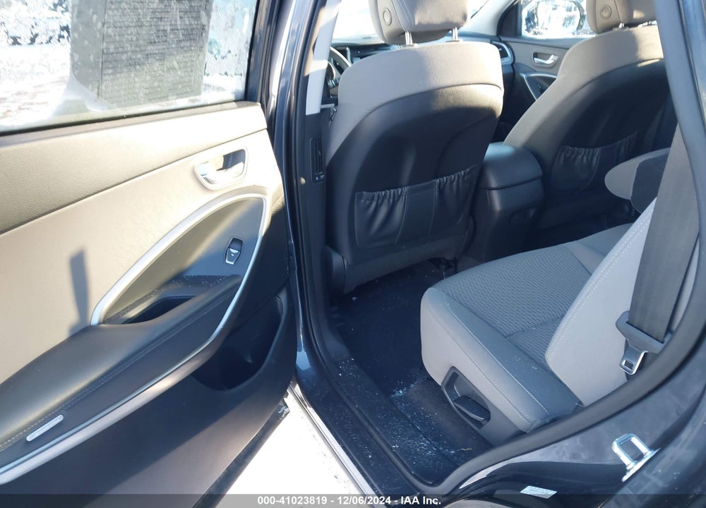 2019 HYUNDAI SANTA FE XL SE VIN: KM8SMDHF1KU301994
