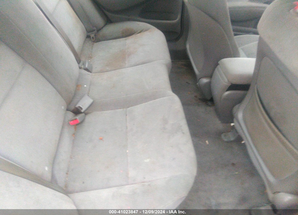2006 HONDA CIVIC LX VIN: 1HGFA16556L102158