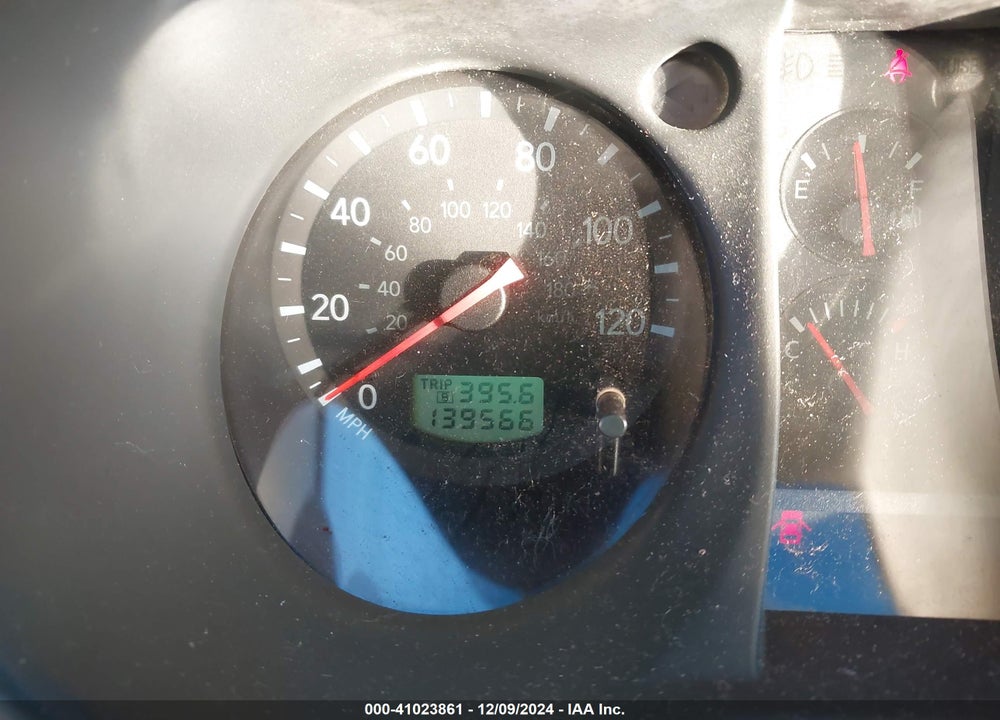 2004 MITSUBISHI OUTLANDER LS VIN: JA4LX31F54U053315