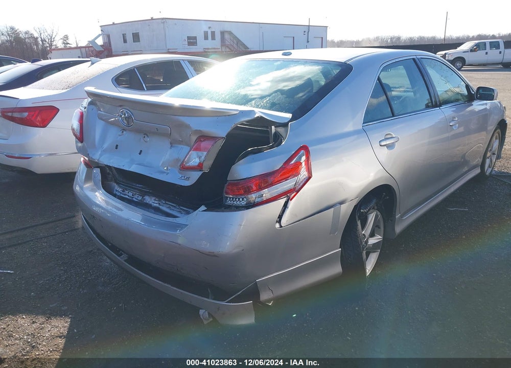 2011 TOYOTA CAMRY SE VIN: 4T1BF3EK1BU156493