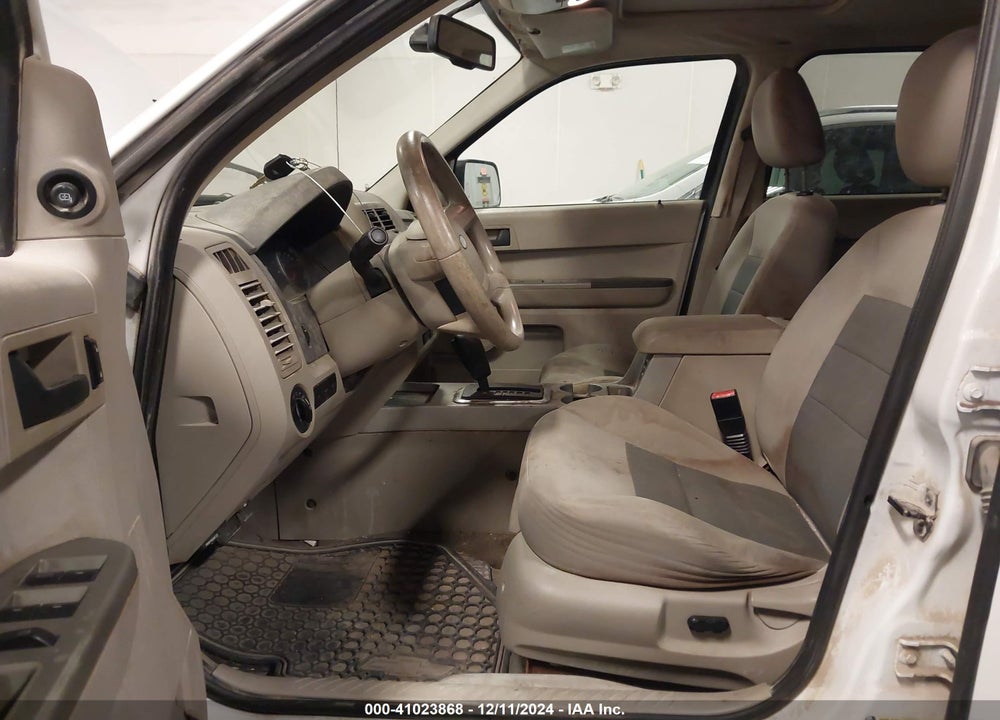 2008 FORD ESCAPE XLT VIN: 1FMCU93158KA86508