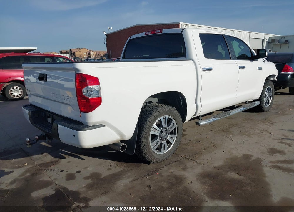 2018 TOYOTA TUNDRA PLATINUM 5.7L V8 VIN: 5TFAW5F19JX730854