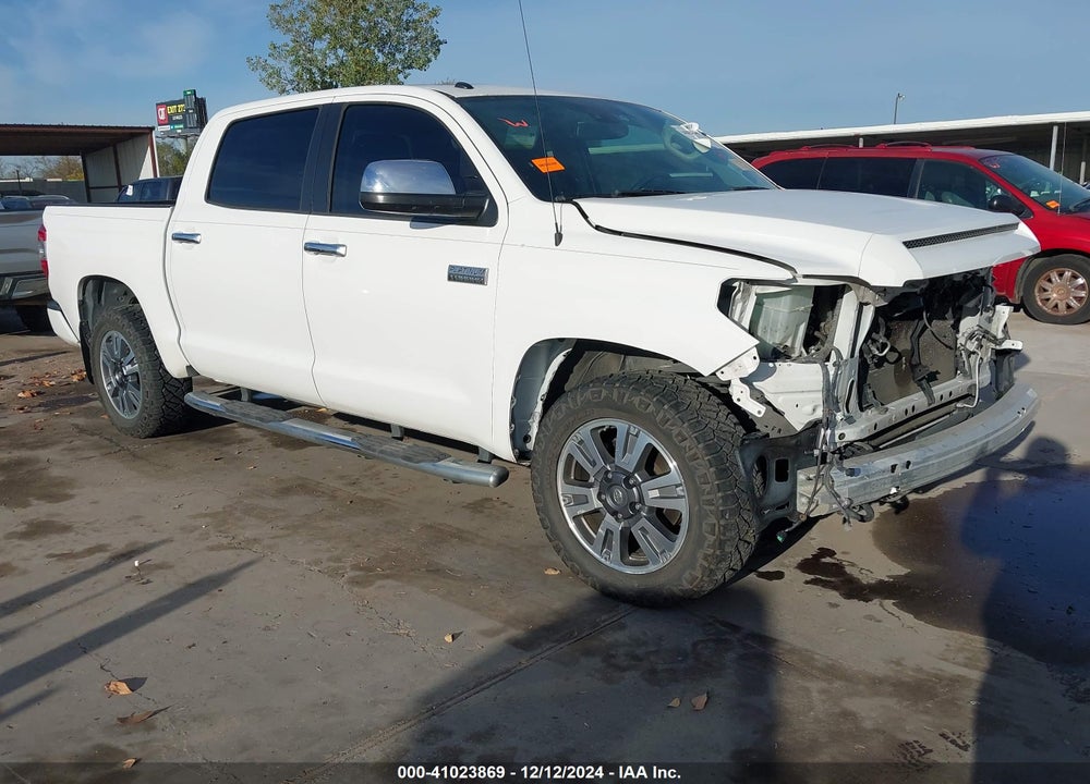 2018 TOYOTA TUNDRA PLATINUM 5.7L V8 VIN: 5TFAW5F19JX730854